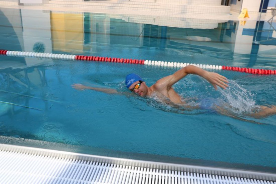 Schwimmtraining mit Profi-Triathlet