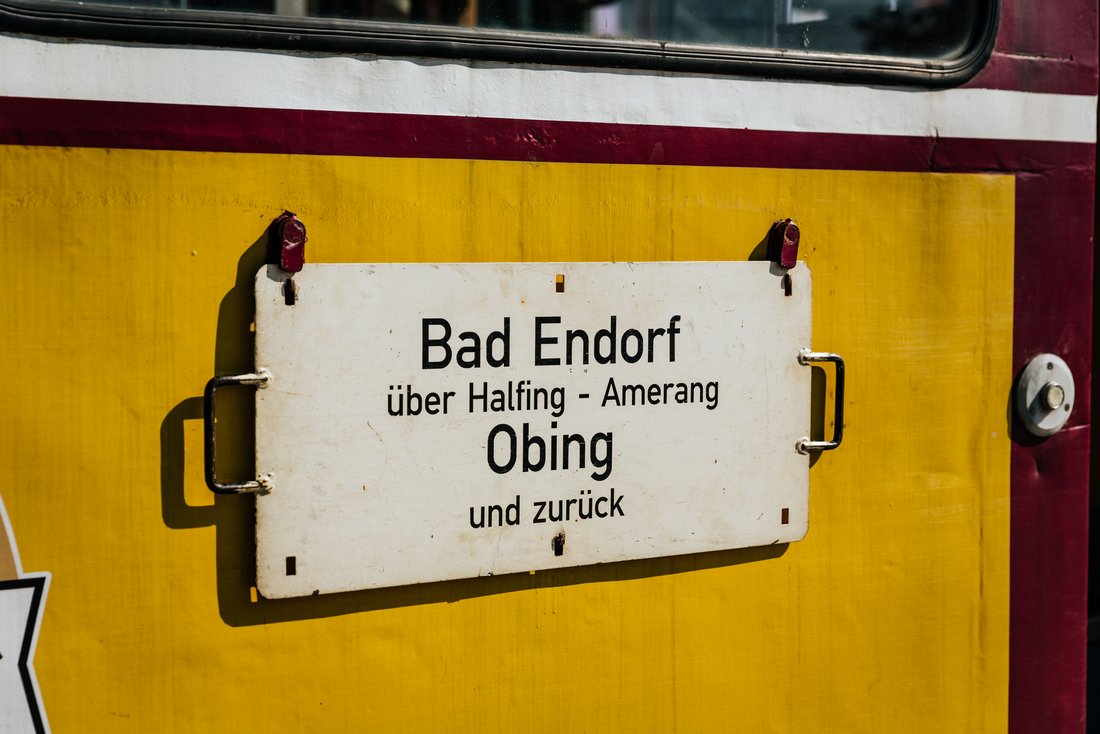 Anzeige Fahrtstrecke der Chiemgauer Lokalbahn 