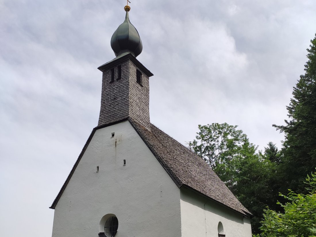 Wanderausflug zur Schnappenkirche (1100 m) mit herrlichem Chiemseeblick