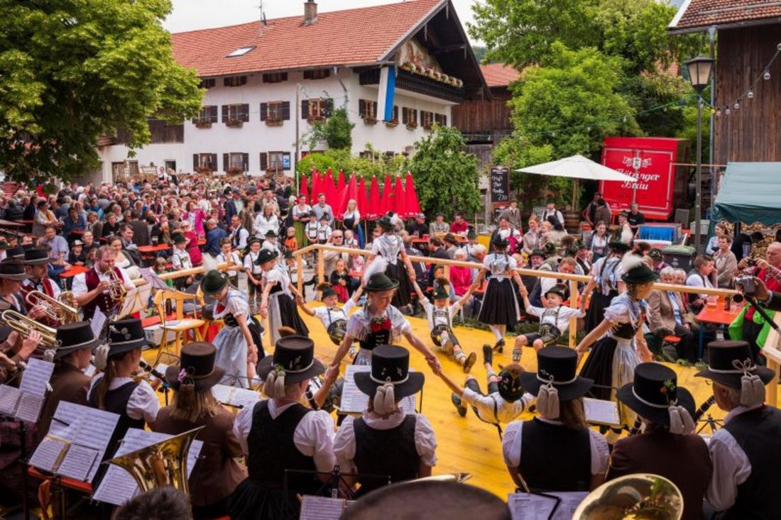 Dorffest  "Um die Linde"   in Grainbach