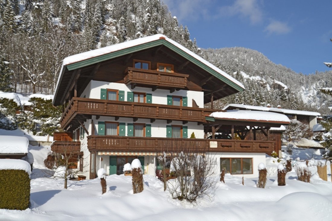 Haus Alpenblick im Winter