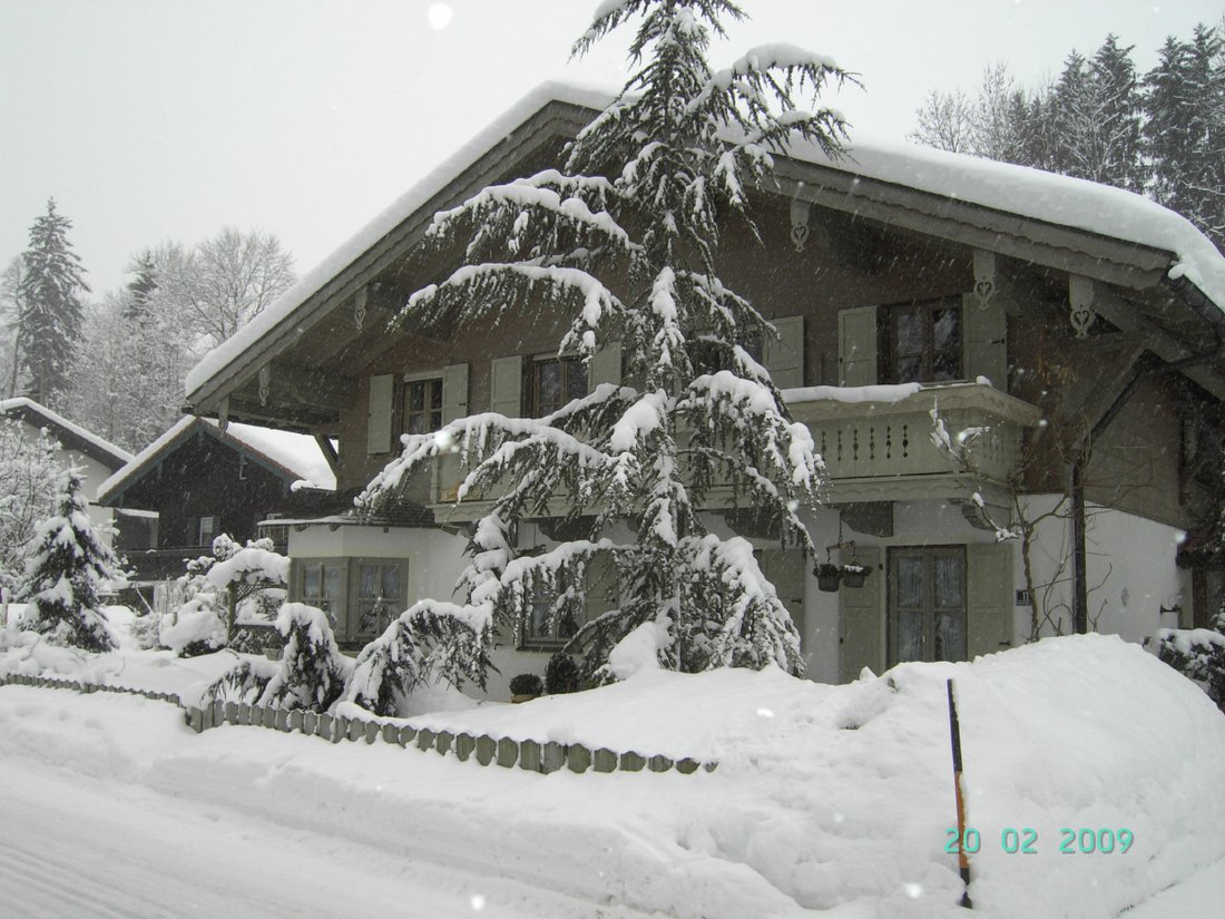 Haus Annely im Winter