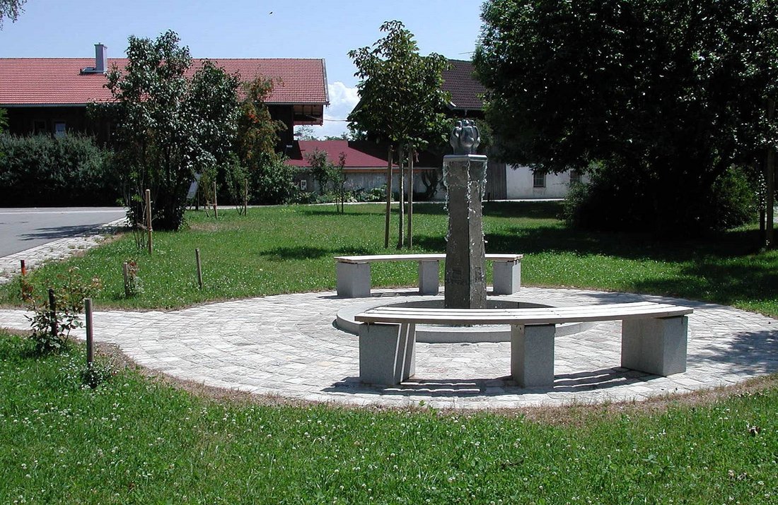 Dorfplatz Sondermoning der Gemeinde Nußdorf