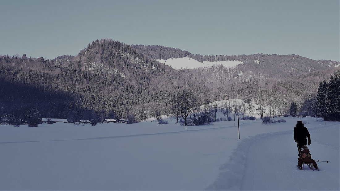 Winter Wander Wege - Schlitten-Bobfahren ab Haustüre