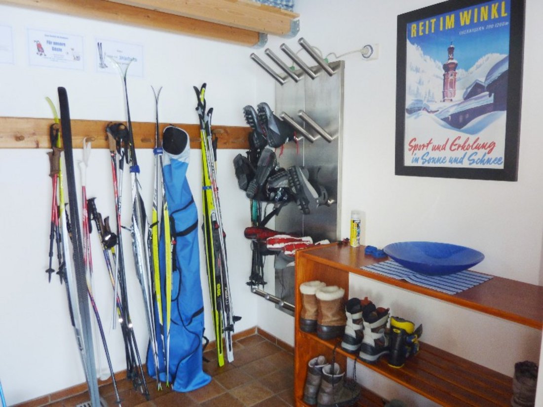 beheizter Skiraum mit Skischuh-Heizung...