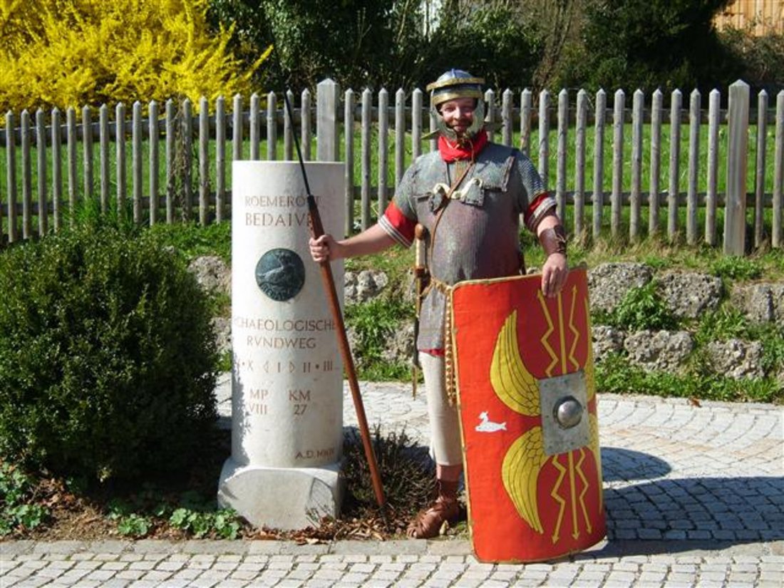 Legionär am Römermuseum Seebruck