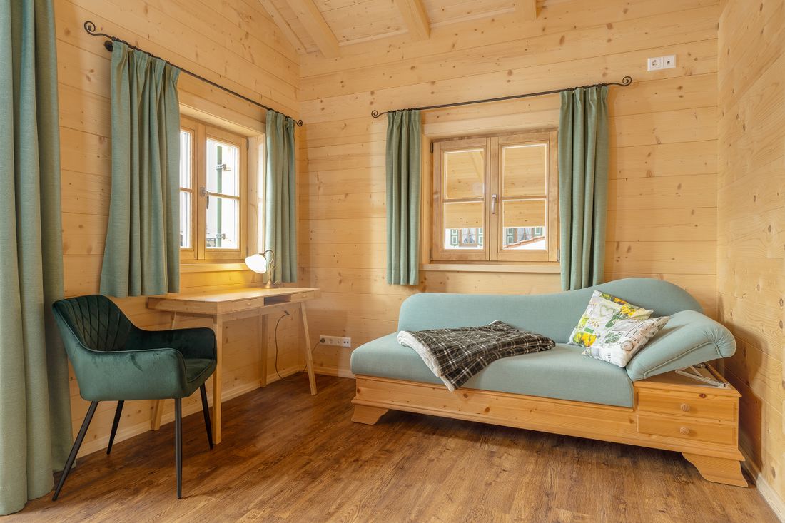 Schlafzimmer 1 mit Caiselounge