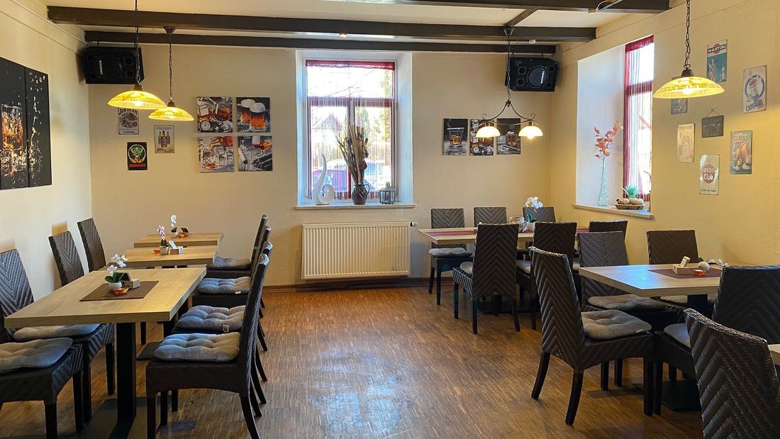 Pubbine's Pilspub am Bahnhof Waging