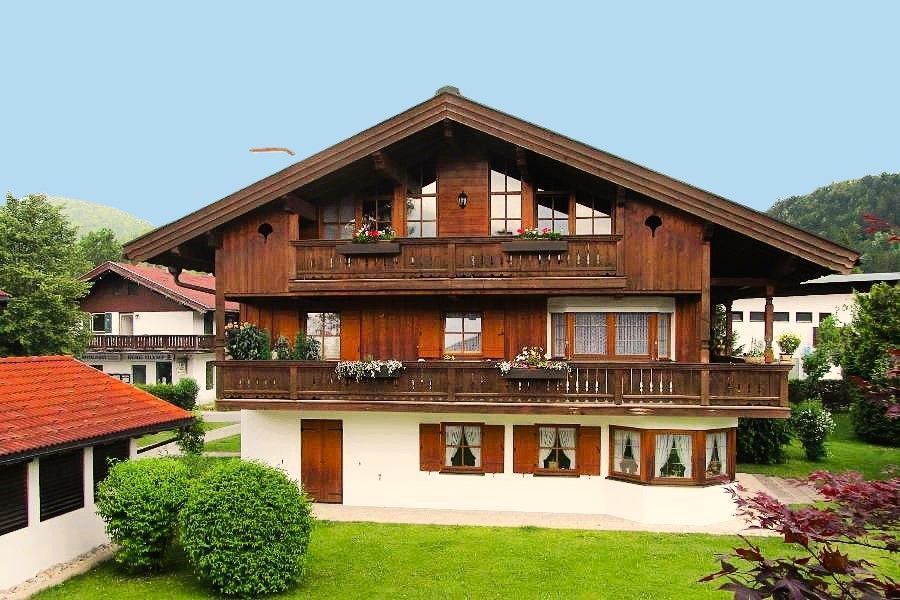 Haus in der ruhigen Siedlung am Loferpark