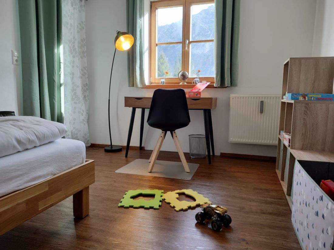 Schlafzimmer 2