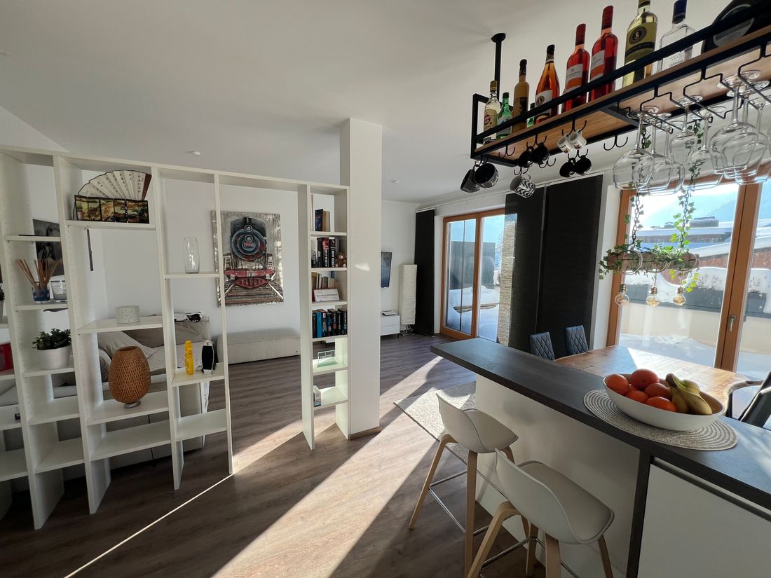 Das helle Wohn-/Esszimmer