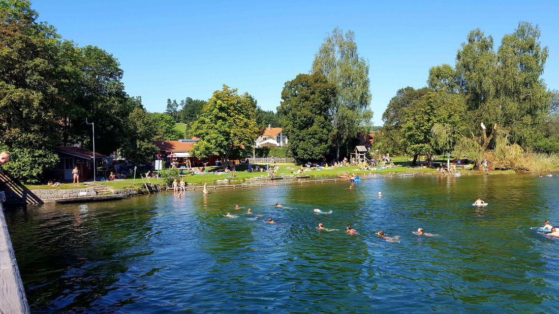 Das Alzbad in Truchtlaching 200m von uns (freier Eintritt)