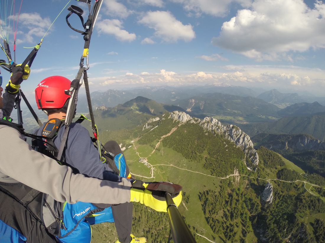 Spielplatz Natur - Gleitschirmfliegen