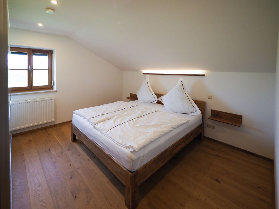 Schlafzimmer 2