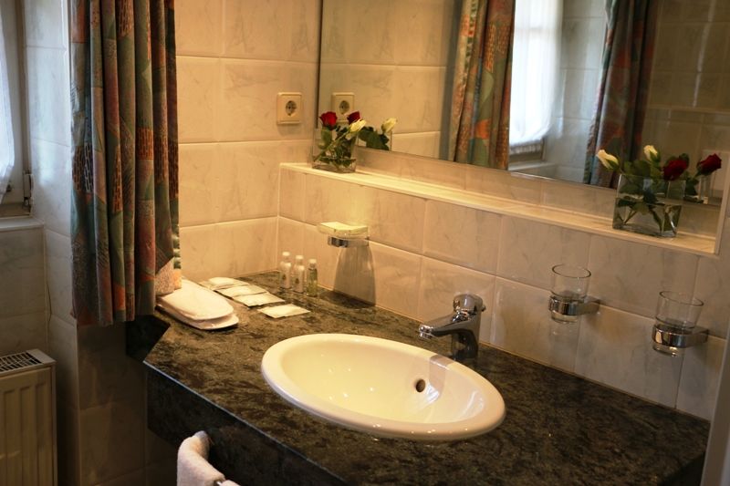 eines unserer Badezimmer