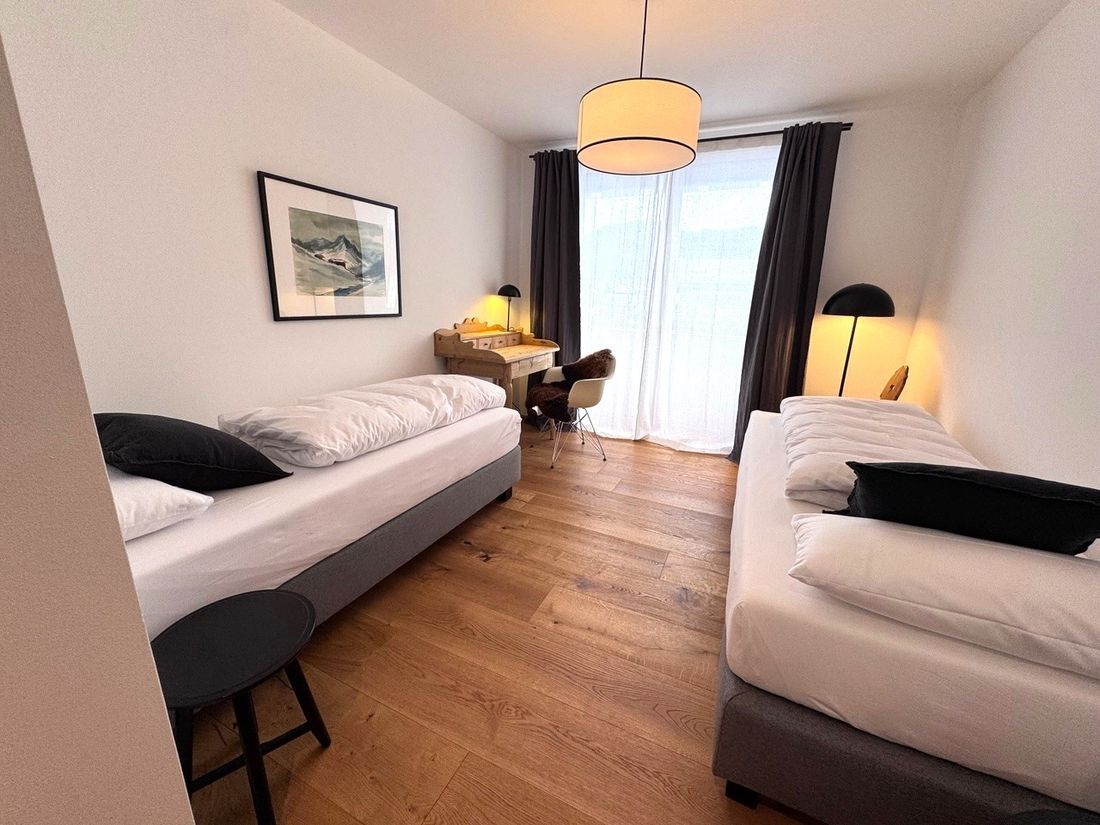 Schlafzimmer 4 von 4, mit zwei Einzelbetten; 90 x 200