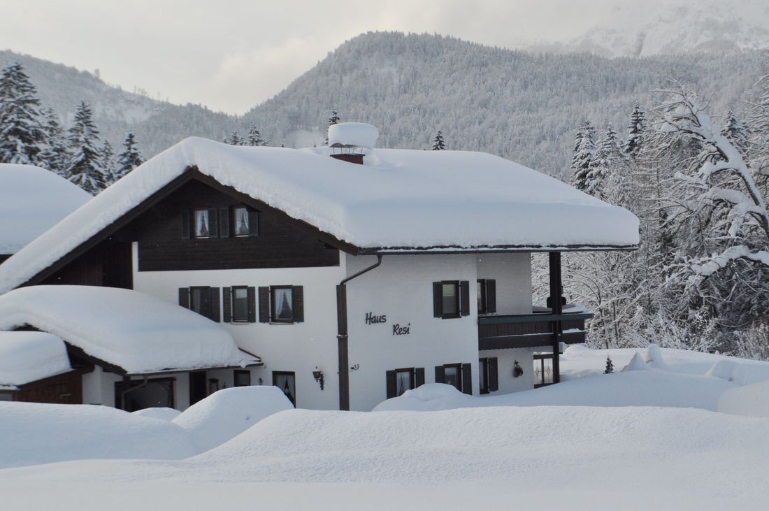 Haus Resi im Winter
