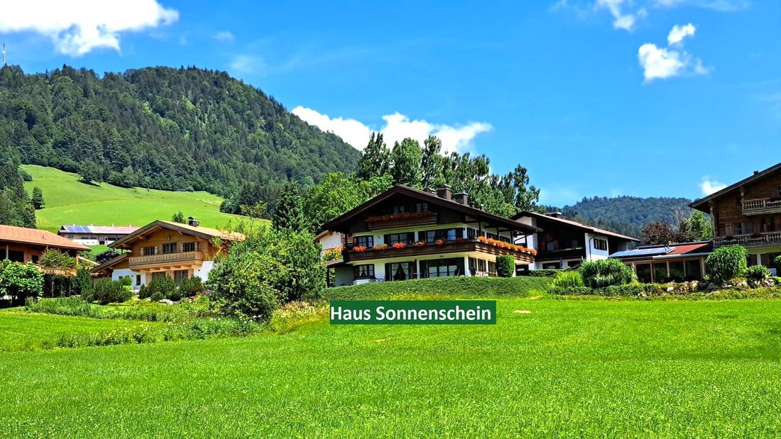 Haus Sonnenschein mit Walmberg