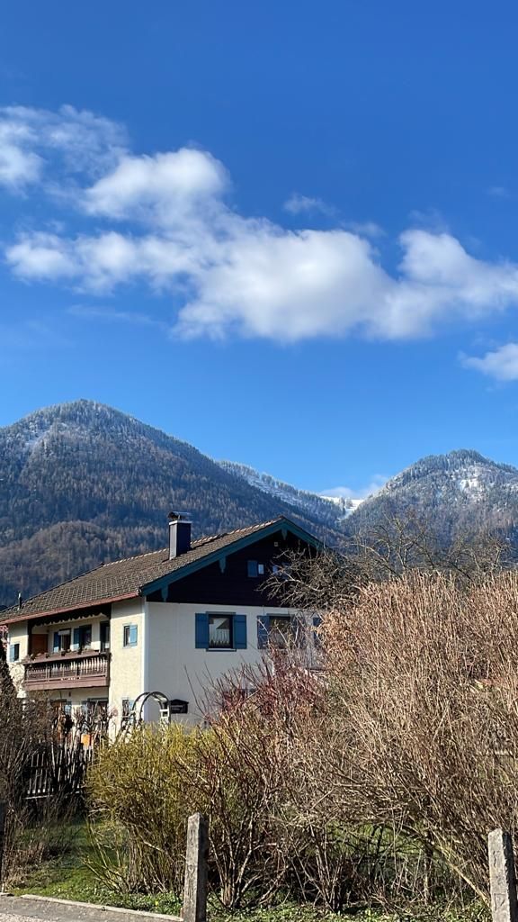 Blick auf Haus mit Unternberg