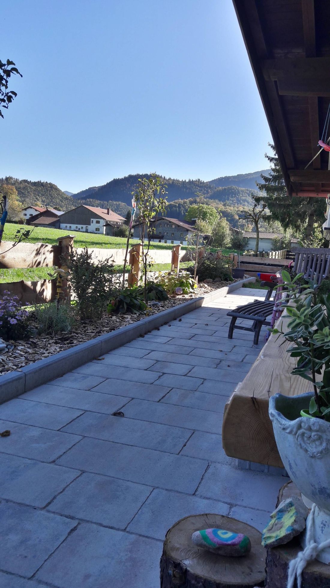 Garten mit Bergblick