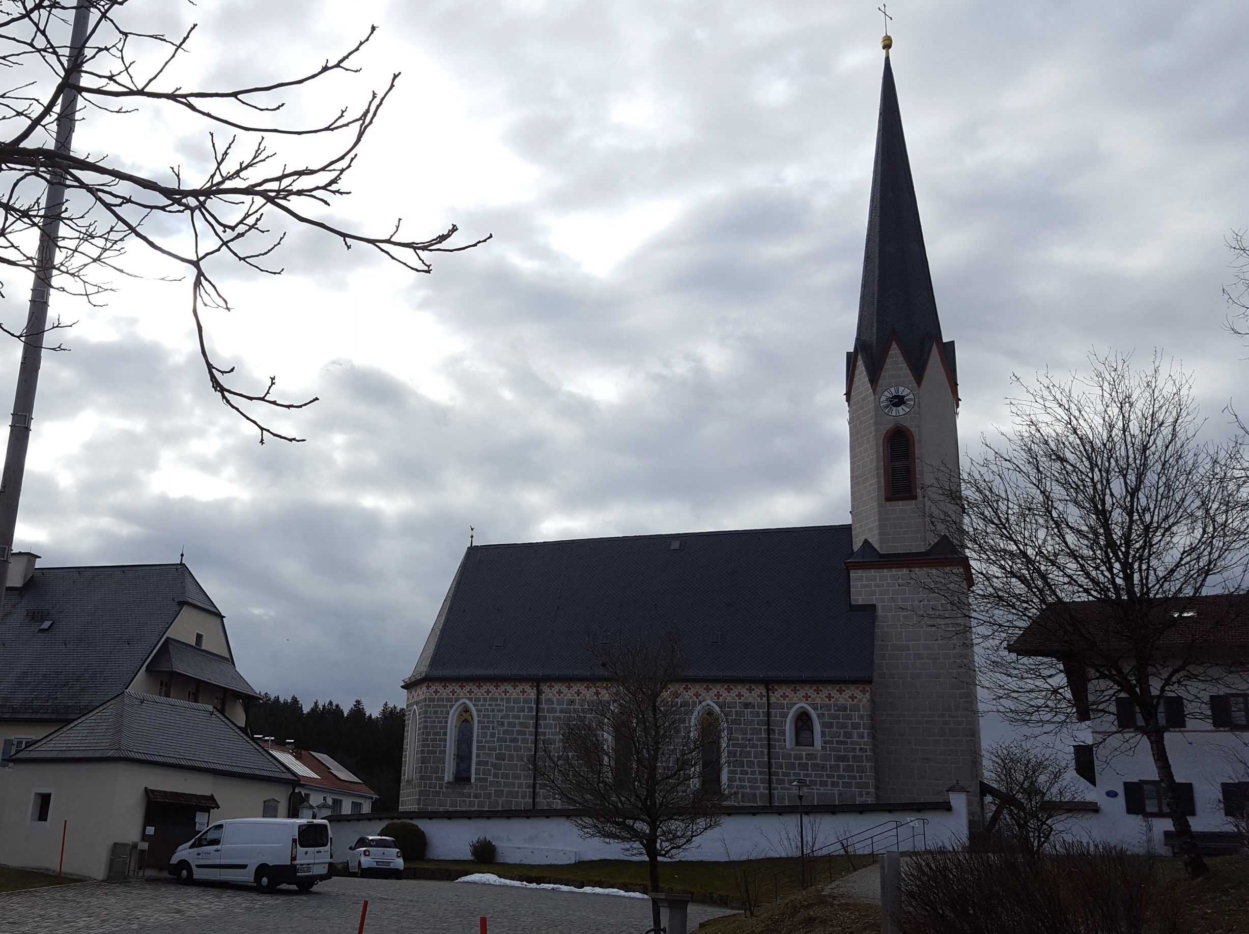Kirche Hart ML Spätherbst