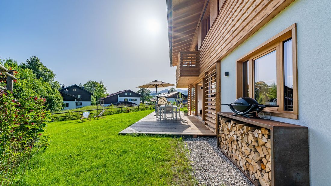 Terrasse mit Garten