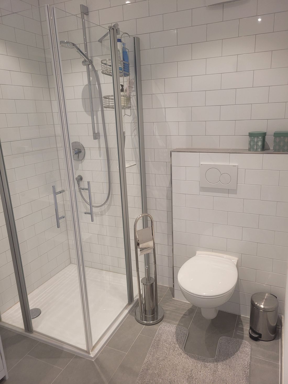 Dusche und WC