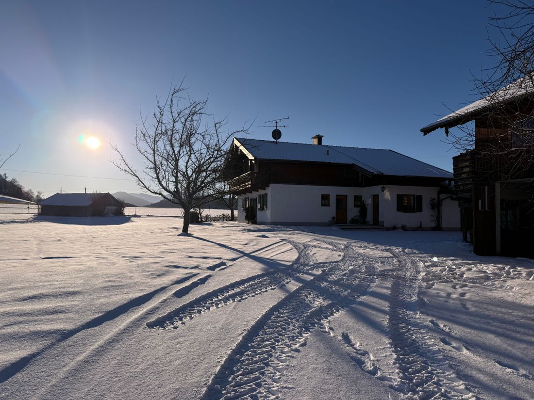 Nebengebäude Ferienwohnung Hochfelln und Hochgern