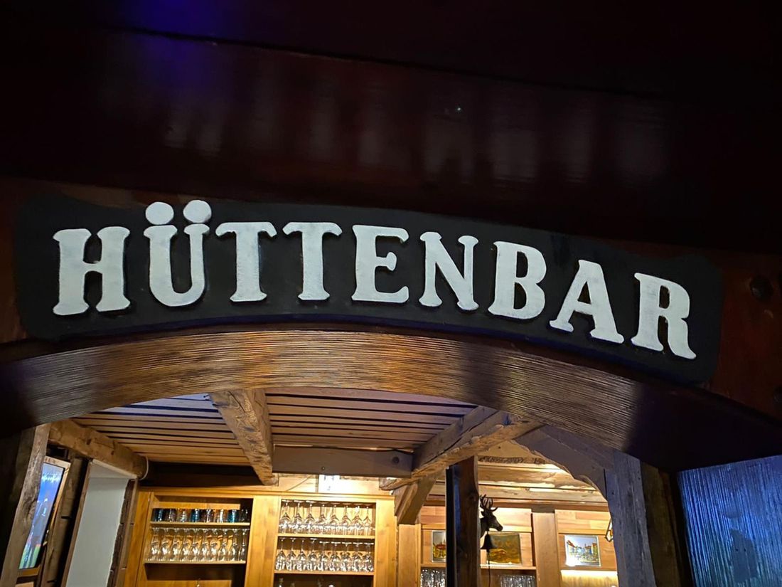 die gemütliche Hüttenbar