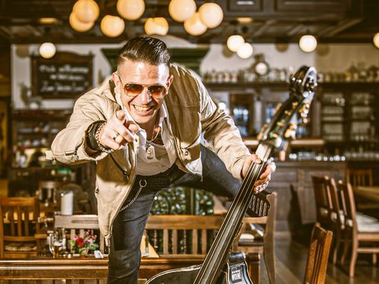 Pressebild_4_quer_FENZL_BIERDRINGA