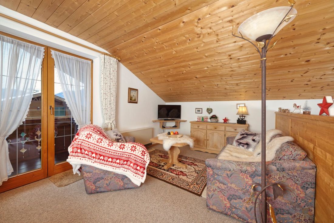 Wohnung 1 von 3: Kaiserstüberl (49 m²)