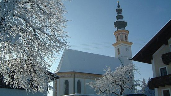 Kirche St Leonhard am Wonneberg