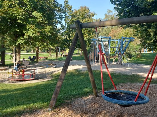 Erlebnisspielplatz im Kurpark Waging