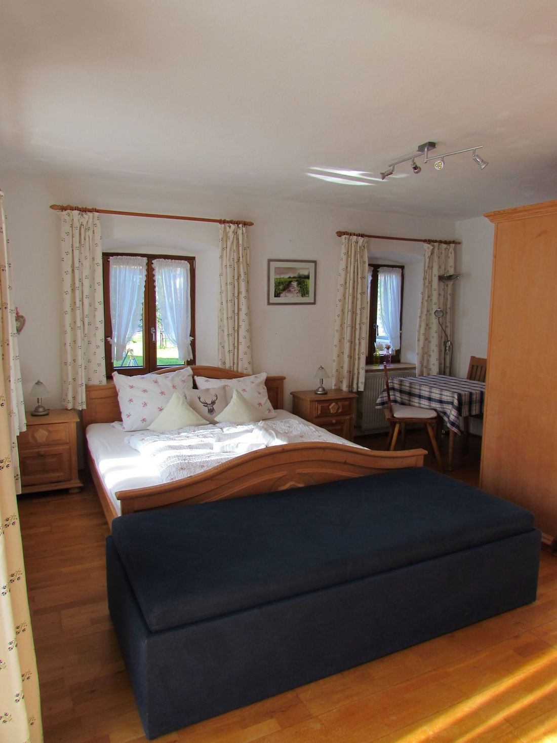 Schlaf-Wohnbereich Apartment Rottau