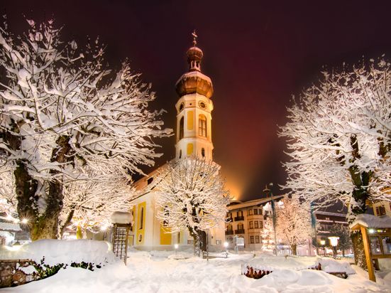 Winter St. Pankratius Kirche Reit im Winkl