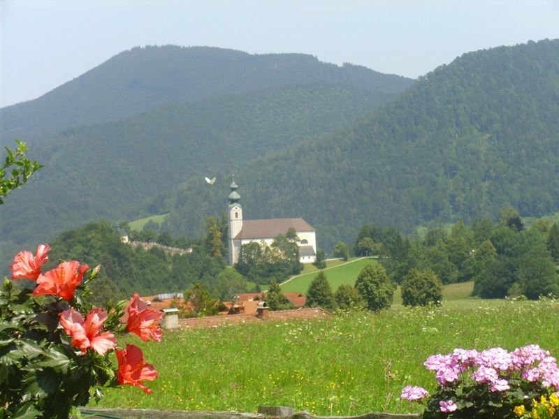 Unser Panoramablick auf die Kirche St. Georg