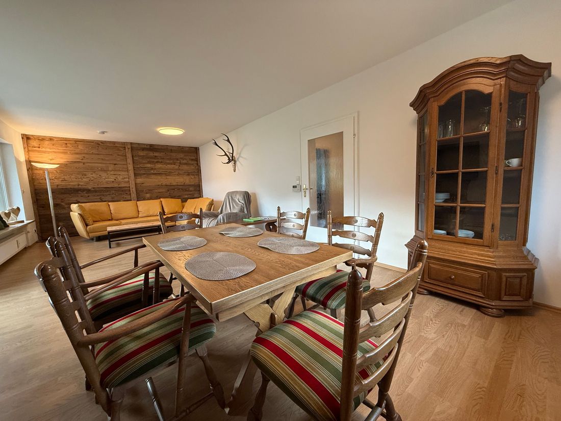 Wonzimmer Essplatz
