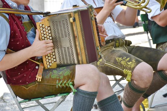 music-1420229_1920