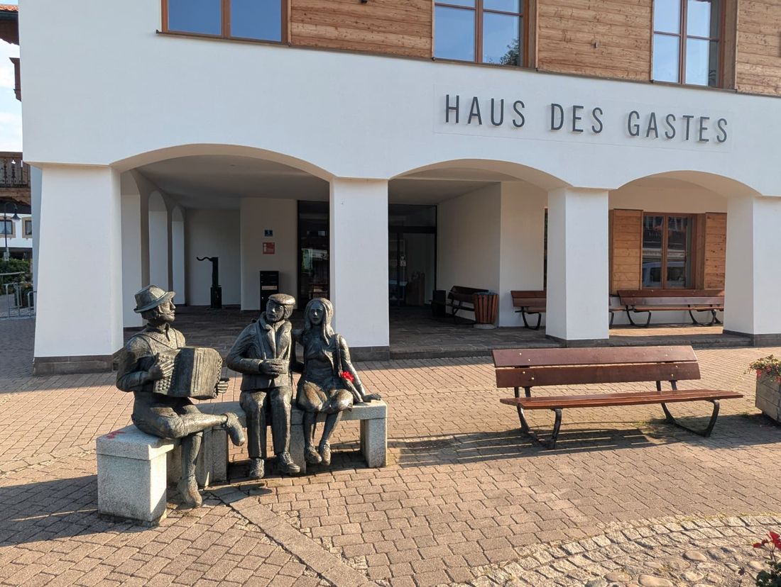 Haus des Gastes außen
