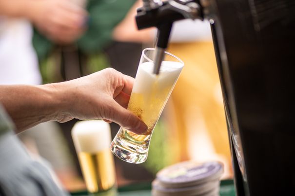 Bier zapfen