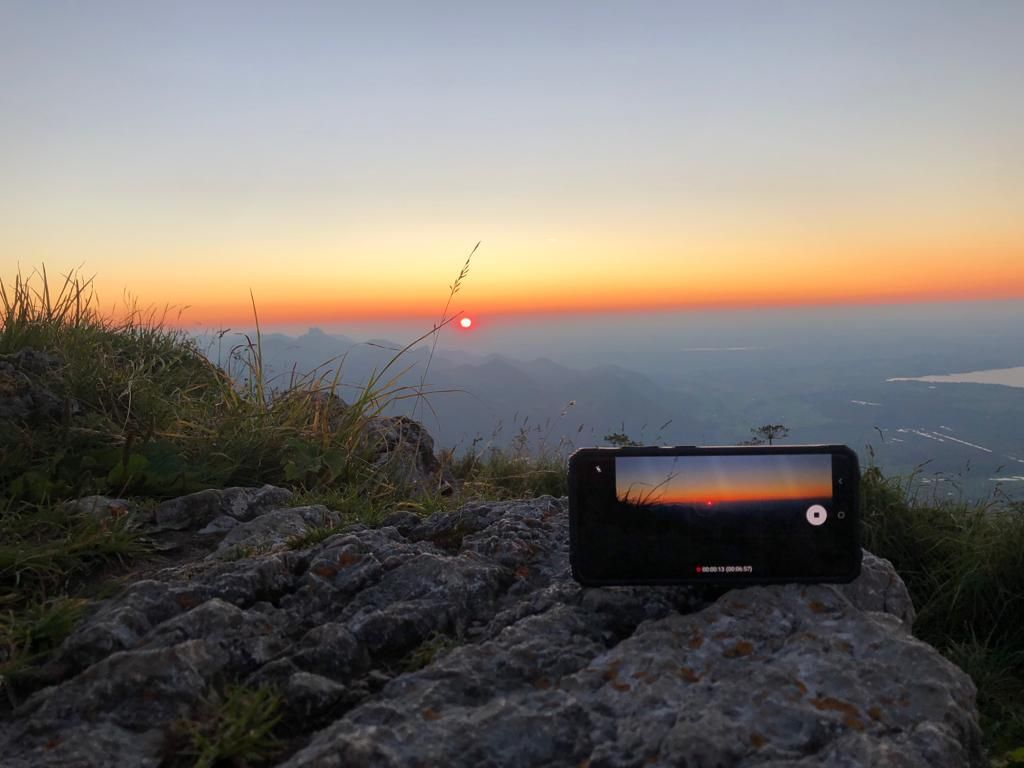 Sonnenuntergang mit Handy