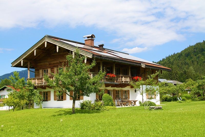 Hausansicht Westen Sommer