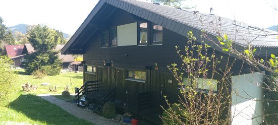 Fliederweg 19c Nordseite mit Eingang