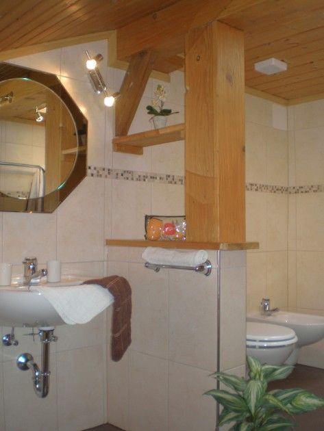 Ferienwohnung 4 Badezimmer mit Dusche