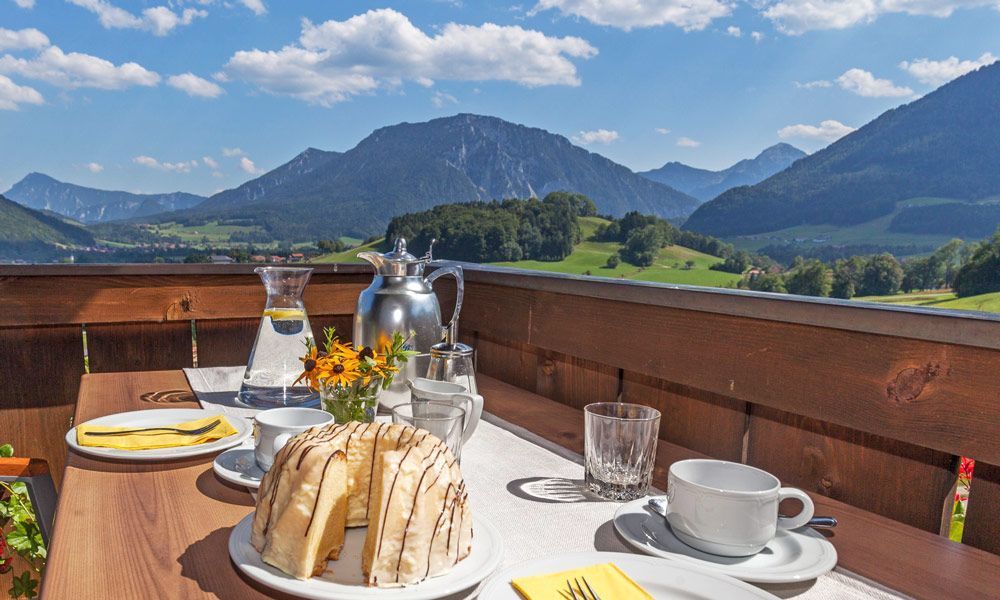 Kaffee & Kuchen draußen