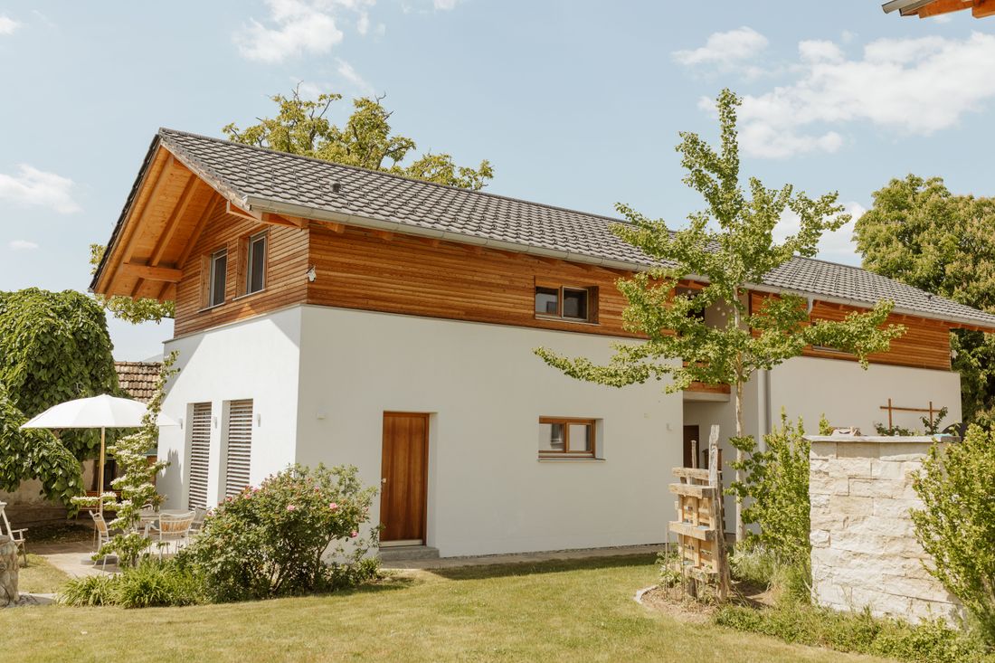 Hausansicht_Mai_26