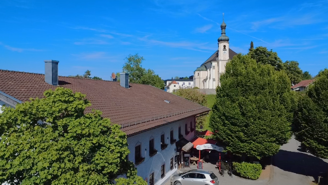 Blick zur Kirche