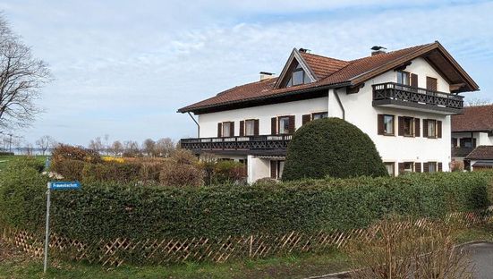 Wohnung im 1.OG, rechte Seite