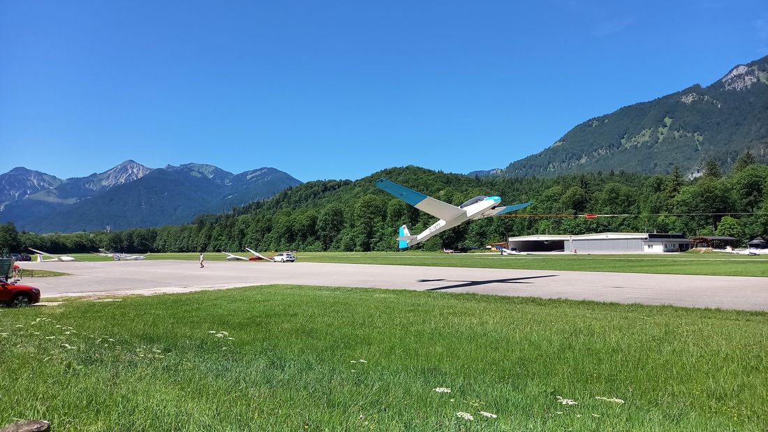 Start Segelflieger in Unterwössen