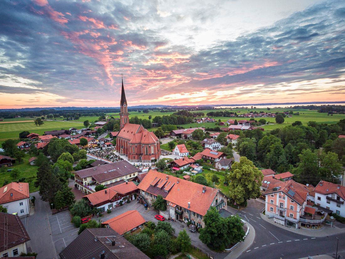 uebersee_kirchesonnenuntergang_dji_0027_wolfganggasser_medres